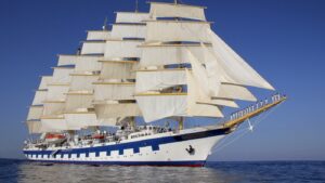 royal clipper 01