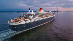 queen mary 2 03
