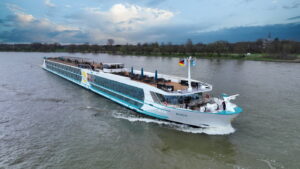 MS Alisa c Phoenix Reisen