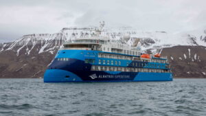 Ocean Albatros c Albatros Expeditions Christian Kruse