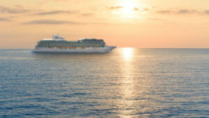 Allura c Oceania Cruises