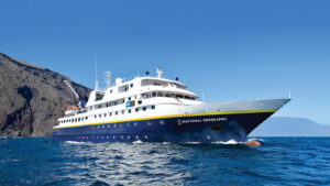 Neues Galapagos Schiff c Lindblad Expeditions