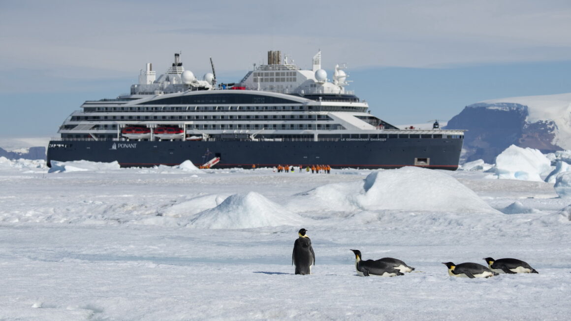 Le Commandant Charcot in der Weddell Sea in der Antarktis c Ponanat Ambassador Cindy Miller Hopkins
