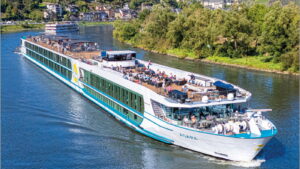 Phoenix Reisen Katalog Fluss und Kuesten 2026 c Phoenix Reisen