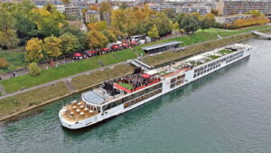 Taufe der Viking Honir c Viking