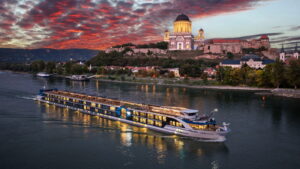 c VIVA Cruises 2