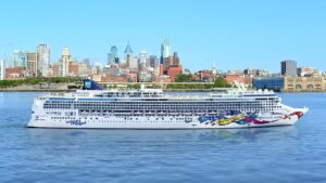 Norwegian Jewel vor Philadelphia c Norwegian Cruise Line