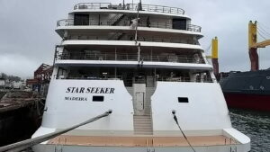 Star Seeker c Windstar Cruises