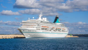 MS Artania c Phoenix Reisen