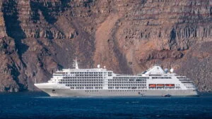 silversea santorin