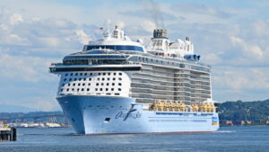 Ovation of the Seas c Royal Caribbean