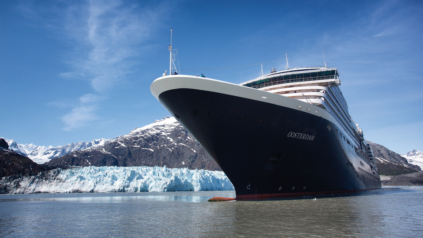 Oosterdam c Holland America Line