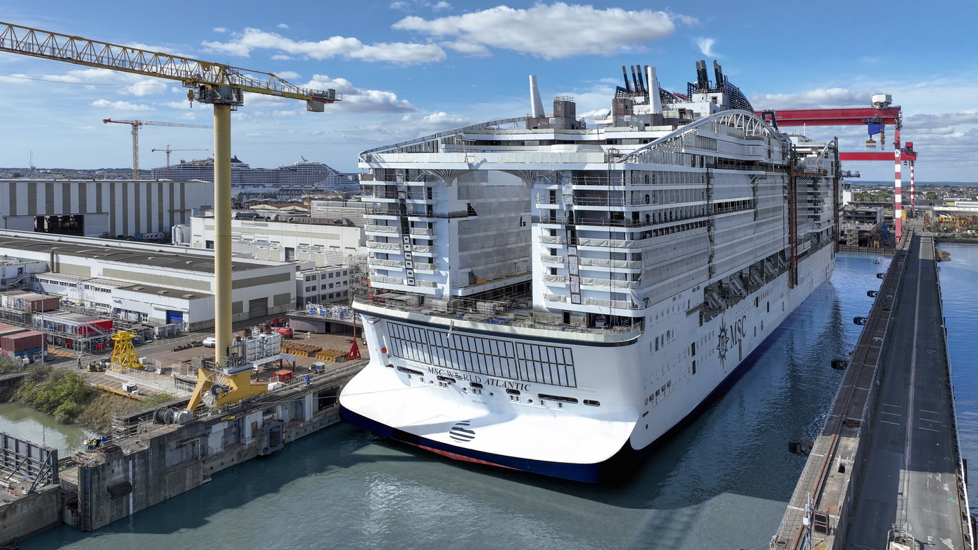MSC Cruises: Aufschwimmen der MSC World Atlantic in Saint-Nazaire 6 MSC World Atlantic Aufschwimmen c MSC Cruises 2