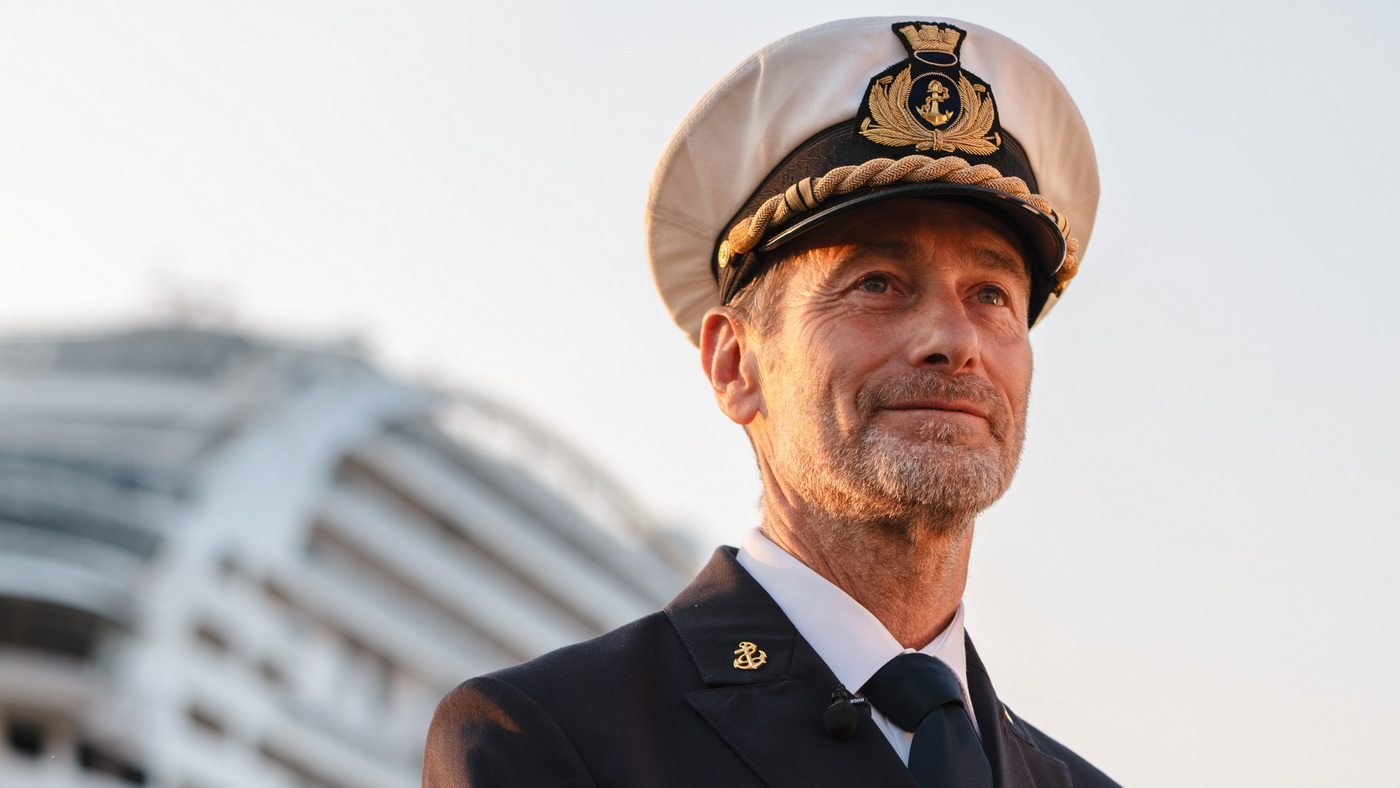 Kapitän Paolo Benini von der MSC World Asia im Interview 6 MSCVINCE 08 1