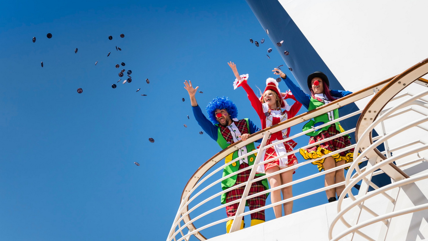 Mein Schiff 2: Jeckliner und Jeck im Sunnesching 2027 6 Mein Schiff 2 als Jeckliner c TUI Cruises