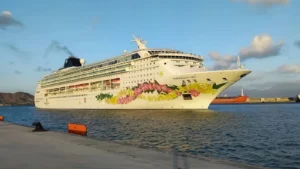 Norwegian Sky c Norwegian Cruise Line