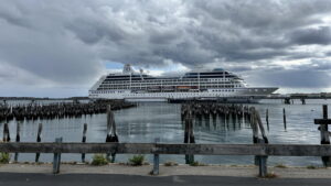 Oceania Insignia letzten Oktober in Portland mit Norovirus Ausbruch an Bord c Portland Cruise Control