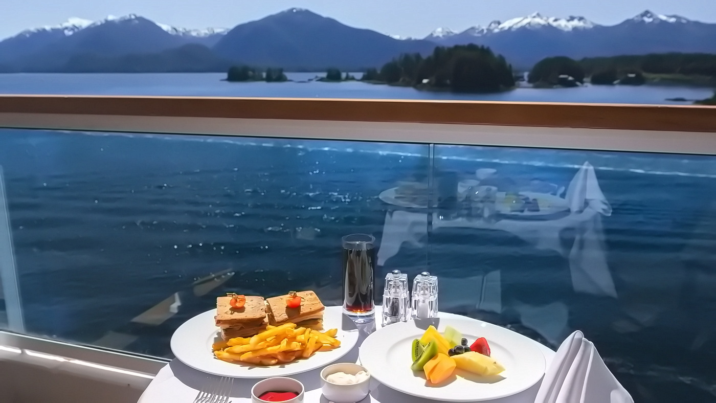 Seabourn Encore: 18 Kreuzfahrten in Alaska und British Columbia 2027 8 Alaska Brunch c Seabourn 1