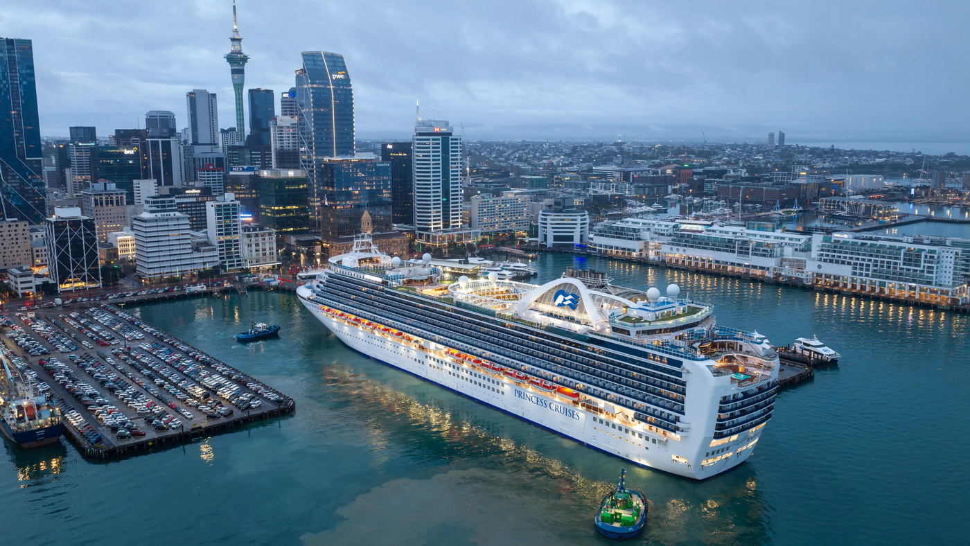 Crown Princess in Auckland c Princess Cruises