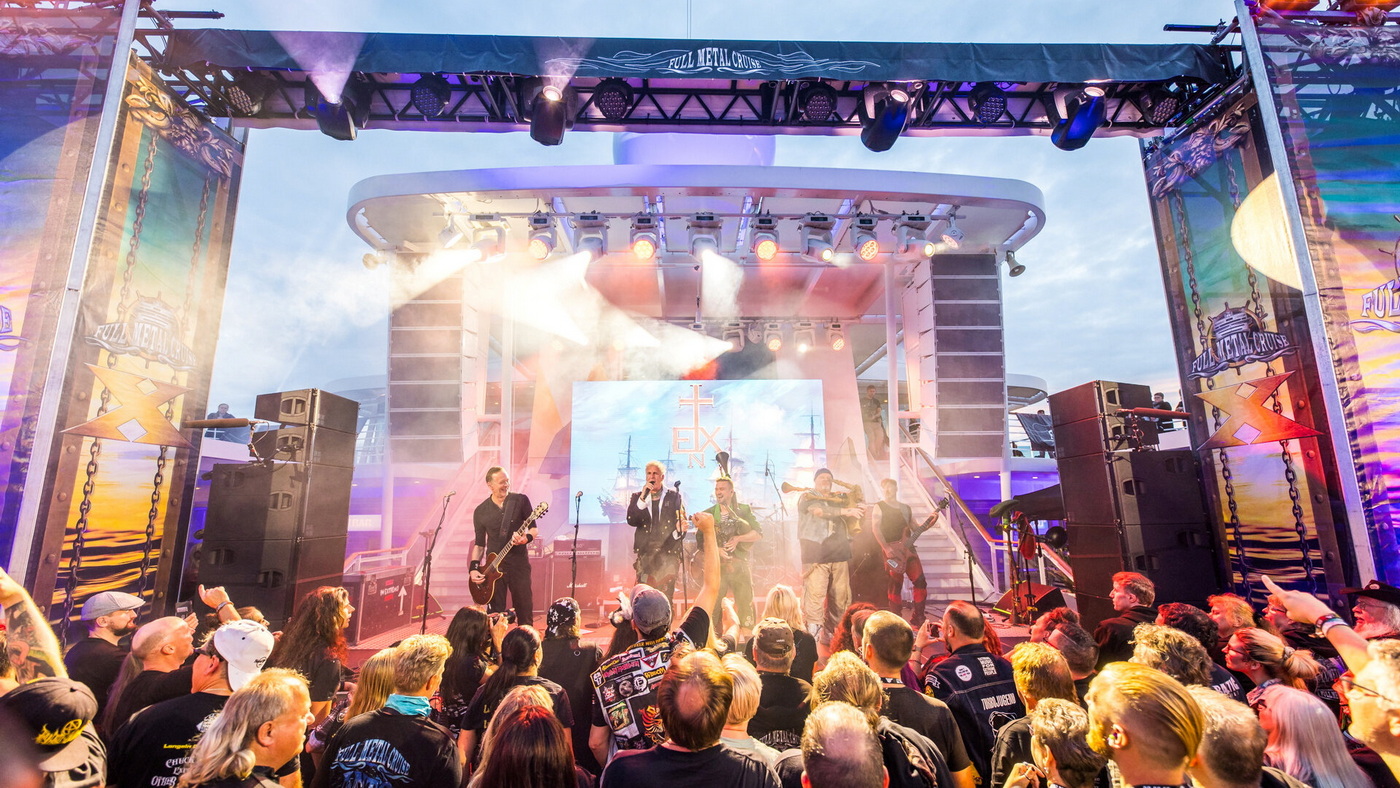 Mein Schiff 6: Full Metal Cruise XIV nimmt 2027 Fahrt auf 7 Full Metal Cruise c TUI Cruises 2
